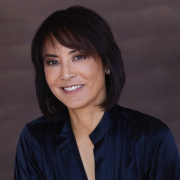 Dana Su Lee Headshot