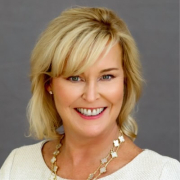 Lisa Clyde Headshot